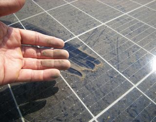 Nettoyage panneaux solaires
